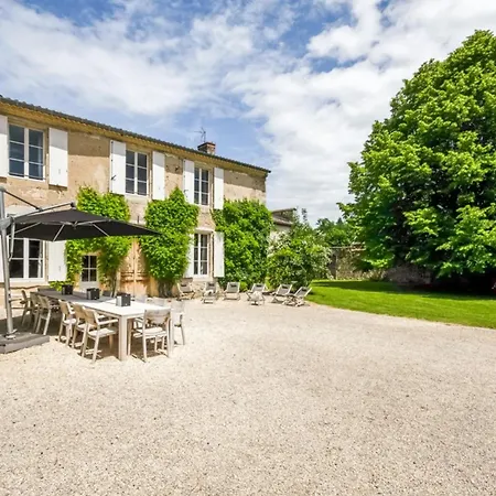 Lutry - Walking Steps From Geneva With Patio *